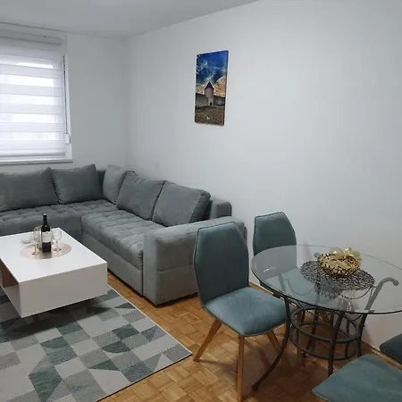 Natalija Banja Luka Daire *
